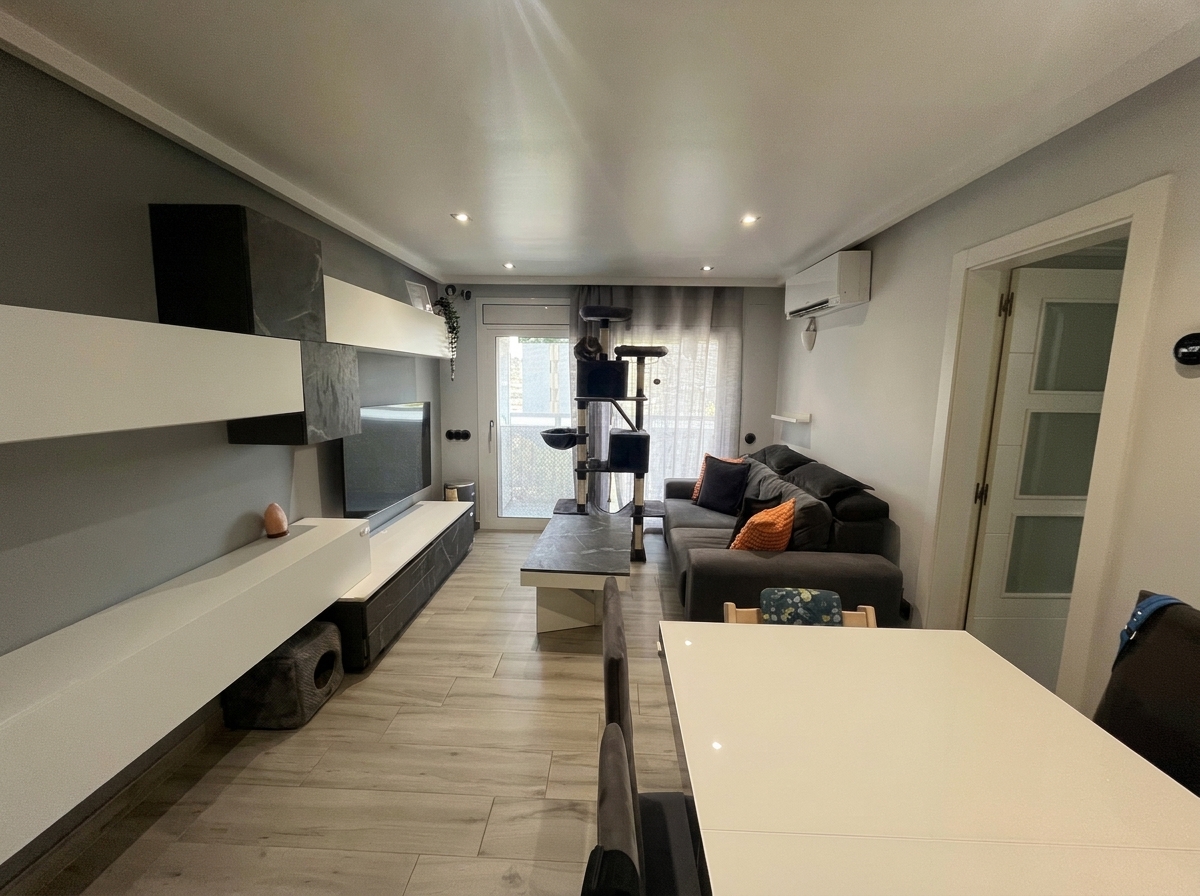 Piso Reformado con Ascensor en Ciudad Meridiana de Nou Barris en Barcelona